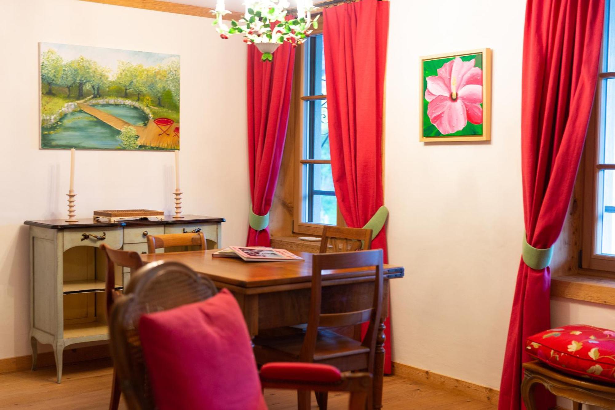 Gasthof Zum Schluessel La Meridienne Fribourg Sa Ueberstorf Rum bild